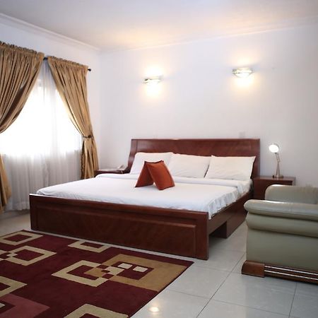 The Habitat Suites International Lagos Zimmer foto