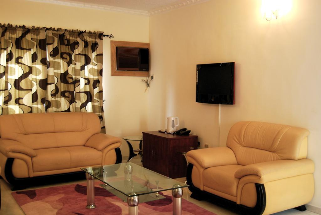 The Habitat Suites International Lagos Zimmer foto