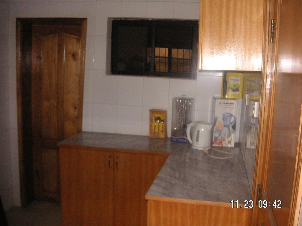 The Habitat Suites International Lagos Zimmer foto