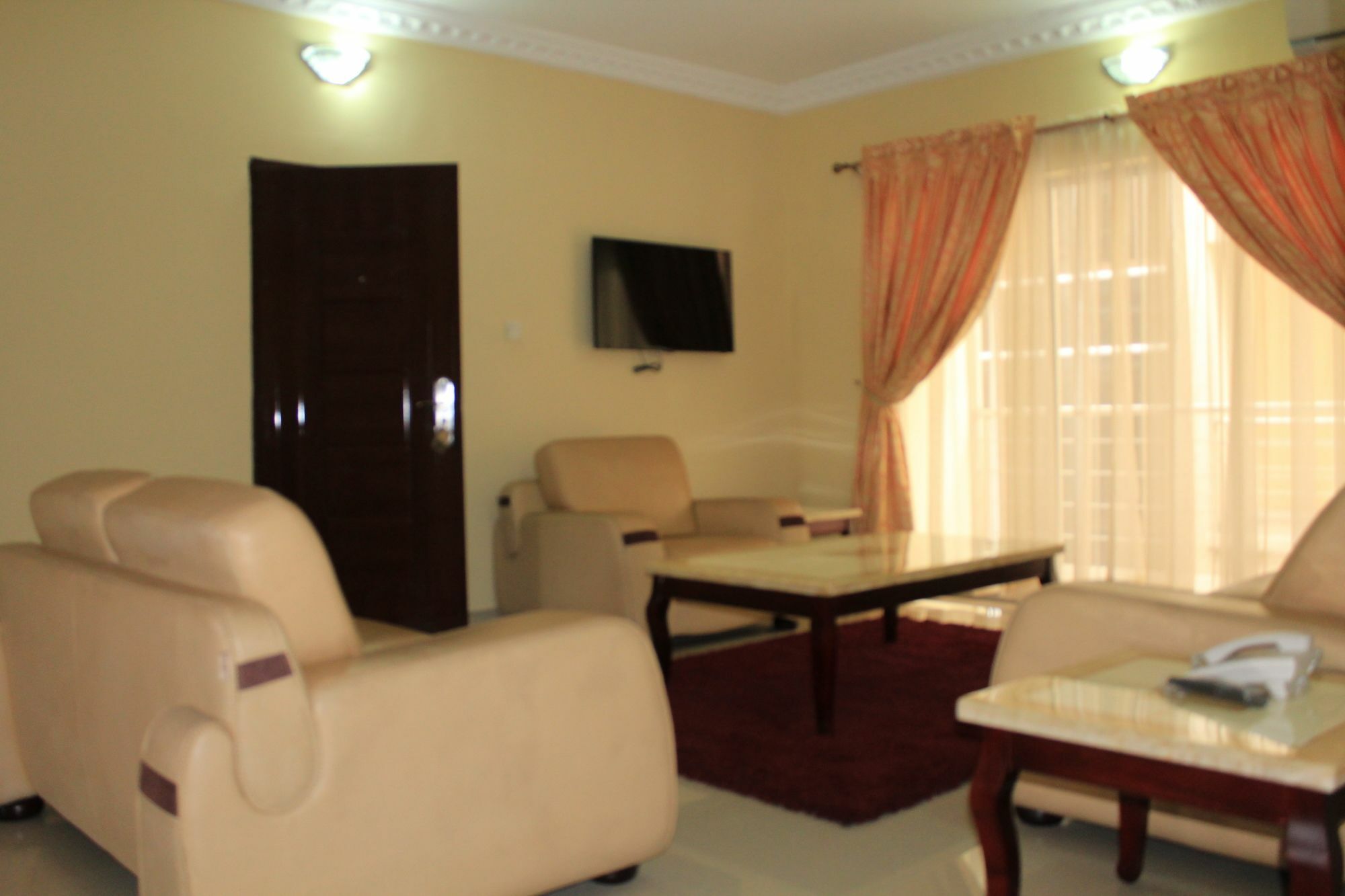 The Habitat Suites International Lagos Exterior foto